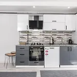 Apartamento 7-sehir Merkezinde 4 Yatak Odali Antália