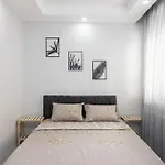 7-sehir Merkezinde 4 Yatak Odali Antália