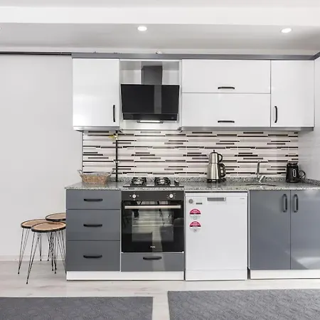 Apartamento 7-sehir Merkezinde 4 Yatak Odali Antália