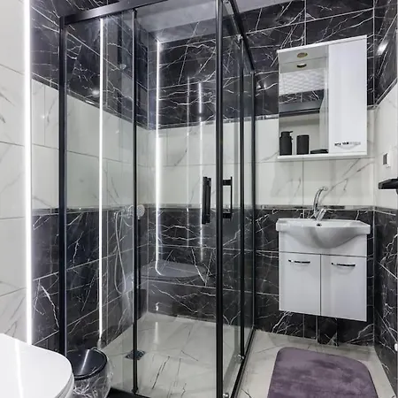 7-sehir Merkezinde 4 Yatak Odali *