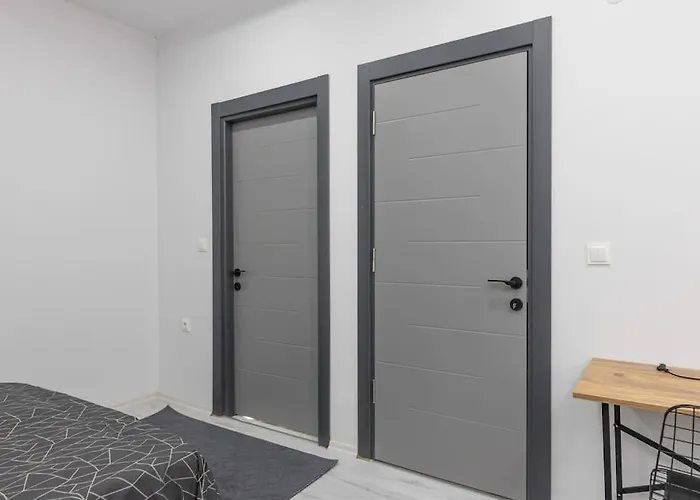 7-sehir Merkezinde 4 Yatak Odali 아파트 안탈리아