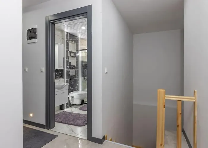 7-sehir Merkezinde 4 Yatak Odali *