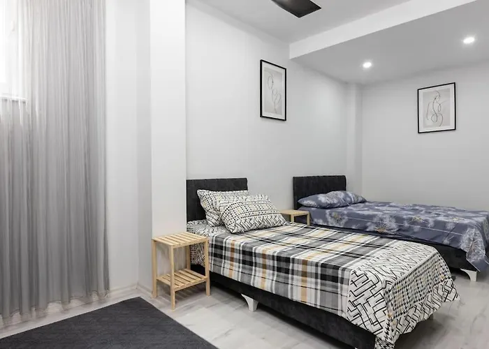 7-sehir Merkezinde 4 Yatak Odali 아파트 안탈리아